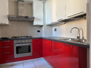 Foto Appartamento a Cecina Cecina Centro di 70 m² con 4 locali in vendita