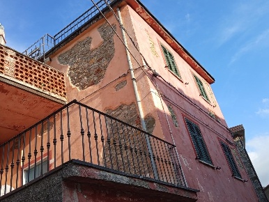 Foto Casa indipendente a Fosdinovo di 86 m² con 3 locali in vendita