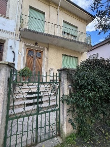 Foto Casa indipendente a Viareggio Darsena - Ex Campo di Aviazione