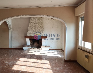 Foto Casa indipendente a Rosignano Marittimo in vendita