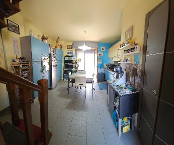 Foto Casa indipendente a Collesalvetti in vendita