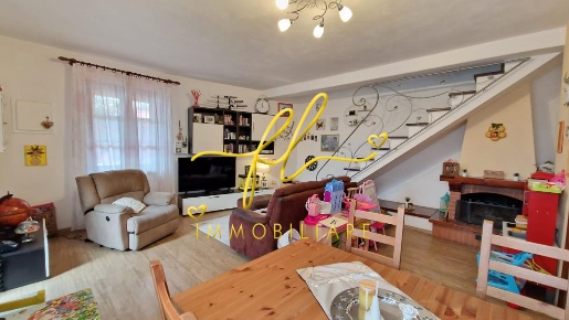 Foto Casa indipendente a Rosignano Marittimo in vendita
