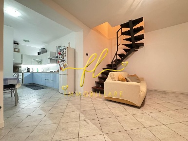 Foto Casa indipendente a Collesalvetti in vendita