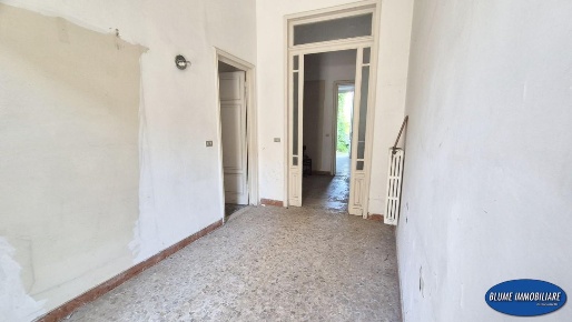 Foto Casa indipendente a Viareggio Centro di 385 m² con 19 locali