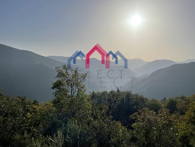 Foto Casa indipendente a Fabbriche di Vergemoli di 70 m² con 5 locali