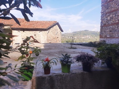 Foto Case indipendenti a Fivizzano di 100 m² con 5 locali in affitto
