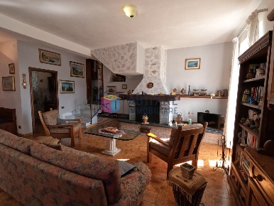 Foto Case semi ndipendenti a Collesalvetti in vendita