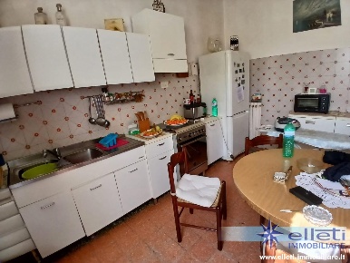 Foto Appartamento a Massa Castagnola di 69 m² con 3 locali in vendita