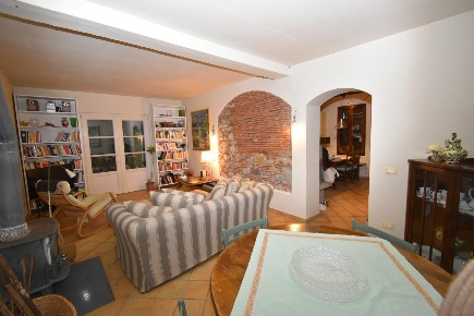 Foto Casa indipendente a Massarosa Massaciuccoli di 175 m² con 7 locali