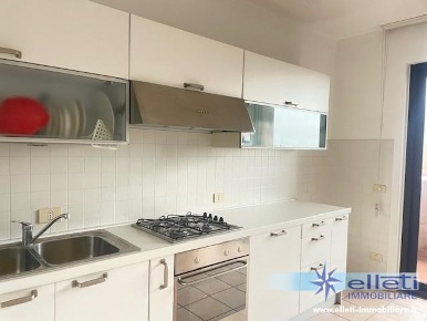 Foto Appartamento a Massa Centro di 59 m² con 3 locali in vendita