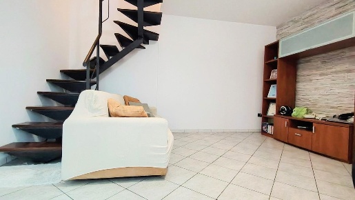 Foto Casa indipendente a Collesalvetti in vendita