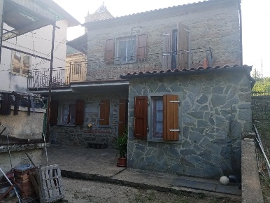 Foto Casa indipendente a Licciana Nardi Centro di 75 m² con 4 locali