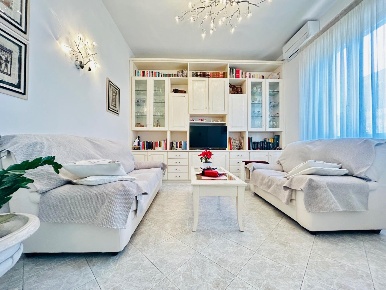 Foto Casa indipendente a Empoli Ponzano di 115 m² con 5 locali in vendita