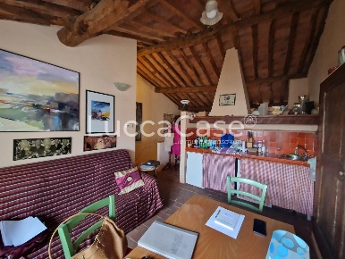 Foto Casa indipendente a Capannori Colle di Compito - Castelvecchio