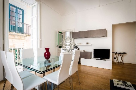 Foto Appartamento in Via Roma, Siracusa Ortigia di 100 m² con 3 locali