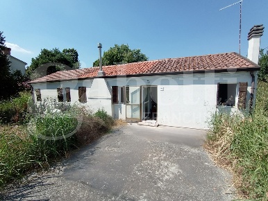 Foto Casa indipendente in Via Cavarzere via Ca' Labia 00, Cavarzere Centro