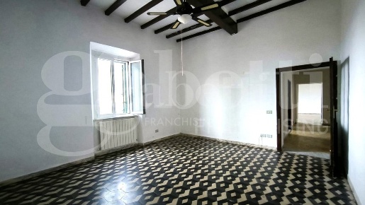 Foto Appartamento in Via Mazzini 77, Roccastrada Centro di 130 m²