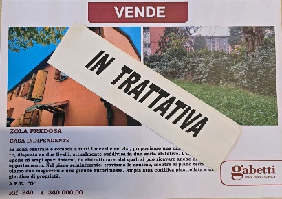 Foto Casa indipendente in Manara, Zola Predosa Zola di 350 m² con 9 locali