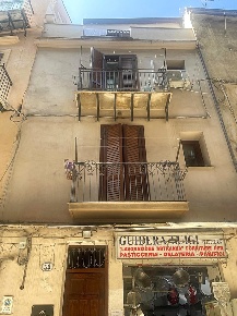 Foto Appartamento in Via Calderai 59, Palermo Kalsa di 50 m² con 2 locali