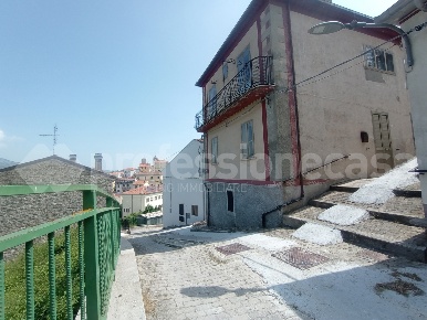 Foto Casa indipendente in Via borgo vignale 1, Castel del Giudice di 197 m²