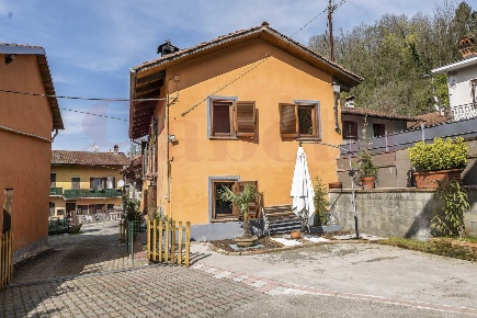 Foto Casa indipendente in Via Rivodora 92, San Mauro Torinese Centro