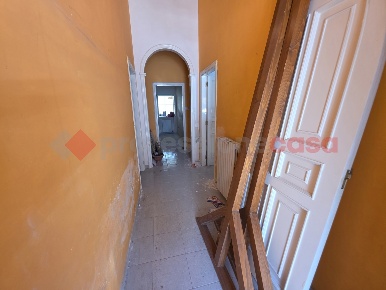 Foto Casa indipendente in Via Giotto Di Bondone 35, Taranto di 90 m²