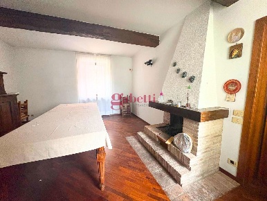 Foto Casa indipendente in Via Trebbiola 27, Piacenza di 252 m² con 6 locali