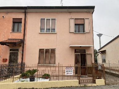 Foto Casa indipendente in Via PAPOZZE Via Matteotti 00, Papozze Braglia