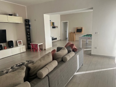 Foto Casa indipendente in Via IV Novembre 132, Capua Centro di 240 m²