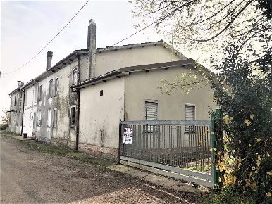 Foto Casa indipendente in Via VILLANOVA MARCHESANA via casette 0, di 118 m²