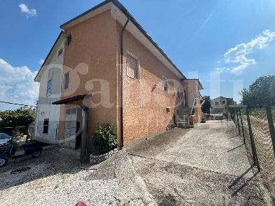 Foto Casa indipendente in Strada Statale 158 15, Piedimonte Matese