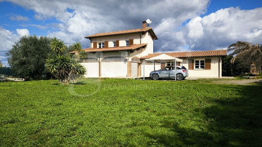 Foto Casa indipendente in la pierotta, Scarlino di 70 m² con 4 locali