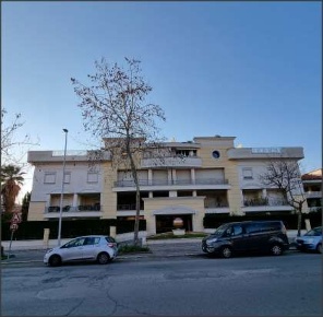 Foto Appartamento in VIA DEL LIDO, Latina Q5 di 78 m² con 6 locali