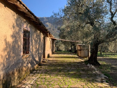 Foto Casa indipendente in Via Giulio II snc, Sermoneta Centro di 90 m²
