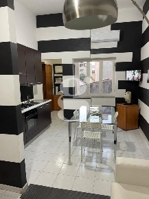 Foto Appartamento in Via G. MEDICI 43, Milazzo Centro di 80 m² con 3 locali