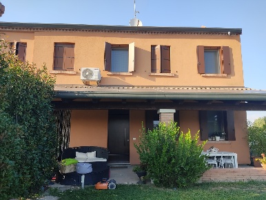 Foto Casa indipendente in Via ADRIA LocalitÃ  San Pietro Basso 00, Adria