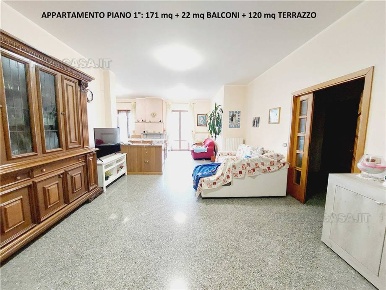 Foto Casa indipendente in Loc. Contrada San Girolamo 15, Fermo in vendita