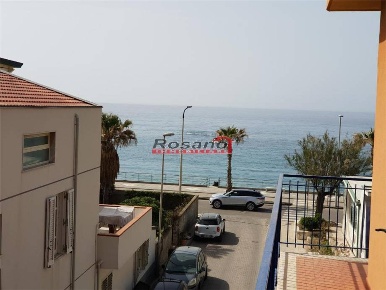 Foto Case indipendenti in Via Adrea Doria, Capo d'Orlando Centro di 130 m²