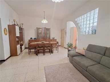 Foto Casa indipendente in -, Oristano in vendita
