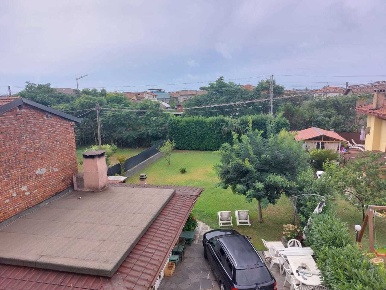 Foto Case semi ndipendenti in Strada Statale 1 264, Luni di 290 m²