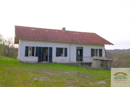 Foto Casa indipendente in Località Garbarini 17, Pareto di 164 m²