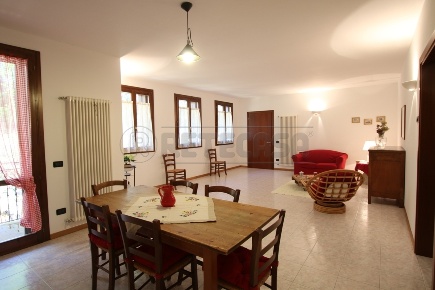 Foto Case semi ndipendenti in Via San Rocco, Arcugnano di 120 m² in affitto