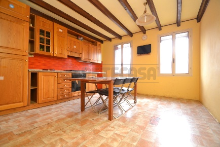 Foto Case semi ndipendenti a Valdagno Centro di 168 m² con 6 locali