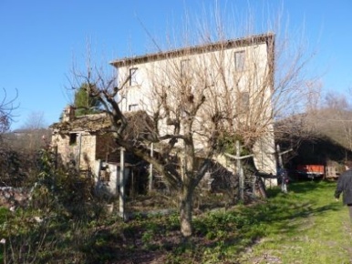 Foto Casa indipendente a Venarotta Centro di 495 m² con 11 locali