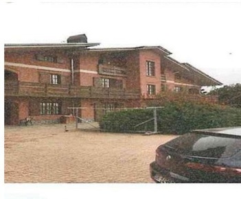 Foto Case indipendenti in Frazione San Bernardo 2, Monteu Roero di 1120 m²