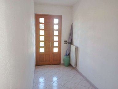 Foto Villa bifamiliare a Alessandria di 400 m² con 15 locali in vendita