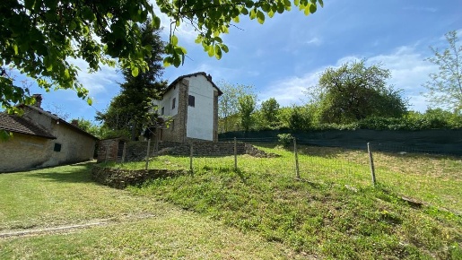 Foto Casa indipendente in regione Catanzo, Visone di 185 m² con 8 locali