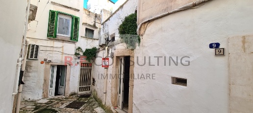 Foto Casa indipendente in Via Beatrice Cenci 8, Martina Franca di 50 m²