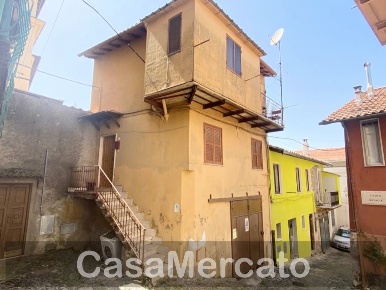 Foto Casa indipendente in Via Santovetti, Rocca di Papa Centro di 50 m²