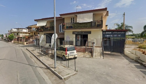 Foto Casa indipendente a Aversa di 560 m² con 8 locali in vendita